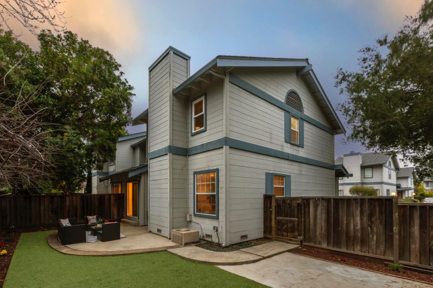 Detail Gallery Image 49 of 70 For 21686 Olive Ave, Cupertino,  CA 95014 - 2 Beds | 2/1 Baths