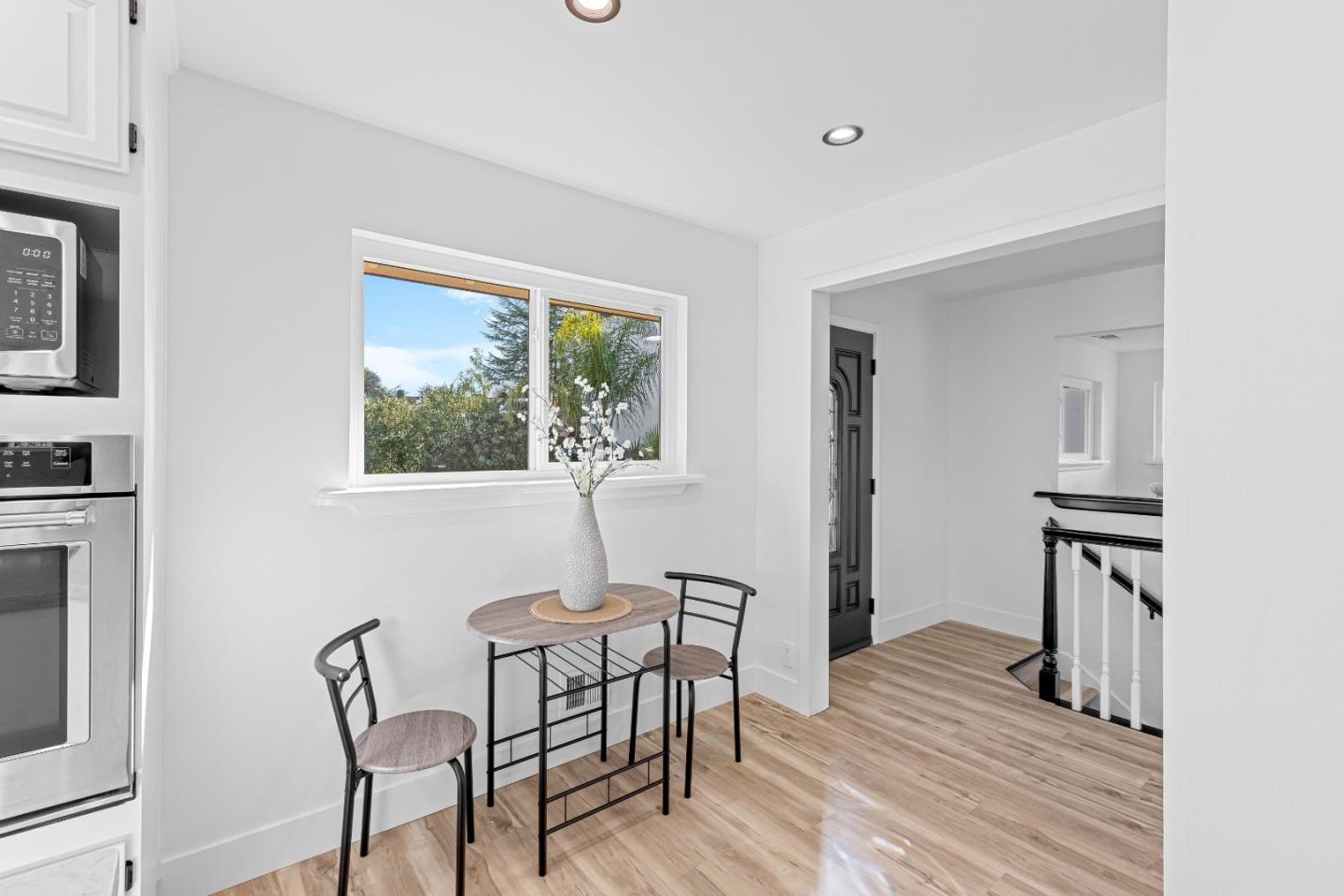 Detail Gallery Image 13 of 86 For 3735 Oak Canyon Ln, Morgan Hill,  CA 95037 - 3 Beds | 2/1 Baths