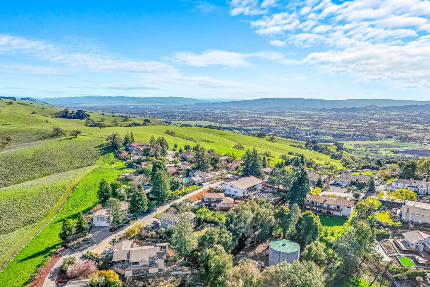 Detail Gallery Image 82 of 86 For 3735 Oak Canyon Ln, Morgan Hill,  CA 95037 - 3 Beds | 2/1 Baths