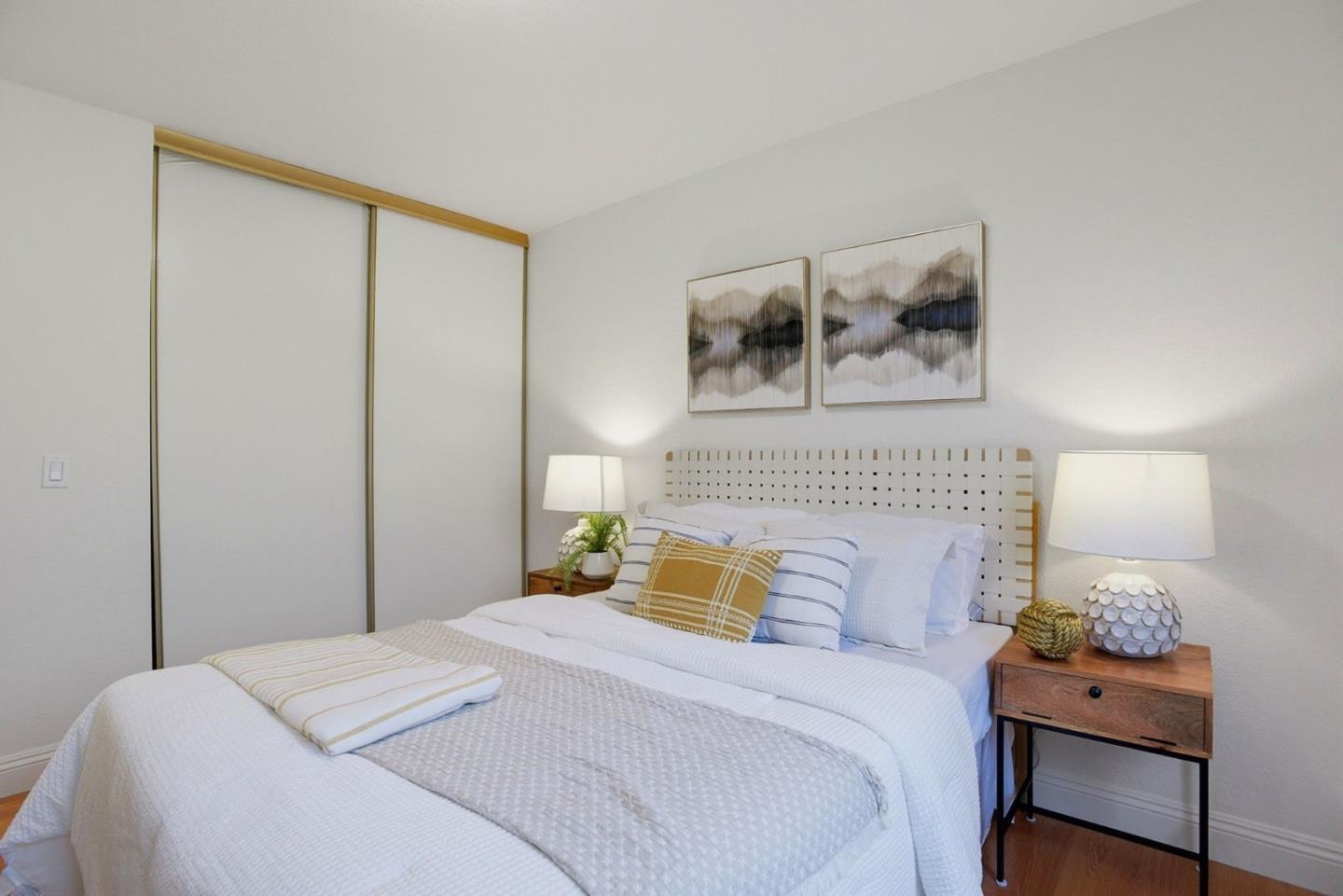 Detail Gallery Image 25 of 46 For 804 Centaurus Ln, Foster City,  CA 94404 - 3 Beds | 2/1 Baths