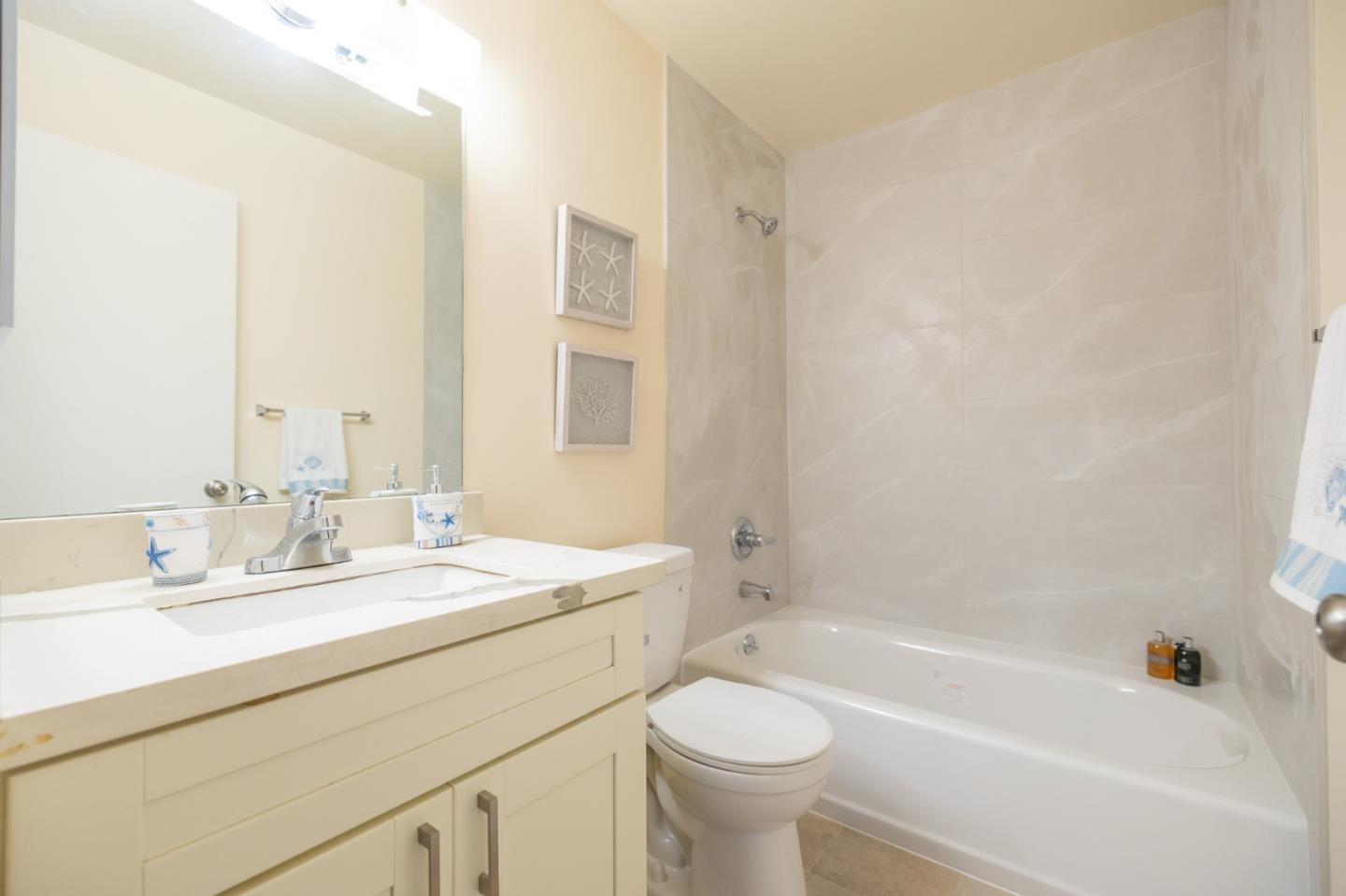 Detail Gallery Image 26 of 41 For 761 N Fair Oaks Ave #6,  Sunnyvale,  CA 94085 - 3 Beds | 2 Baths