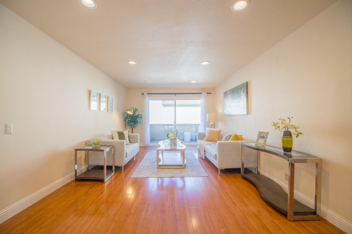 Detail Gallery Image 3 of 41 For 761 N Fair Oaks Ave #6,  Sunnyvale,  CA 94085 - 3 Beds | 2 Baths