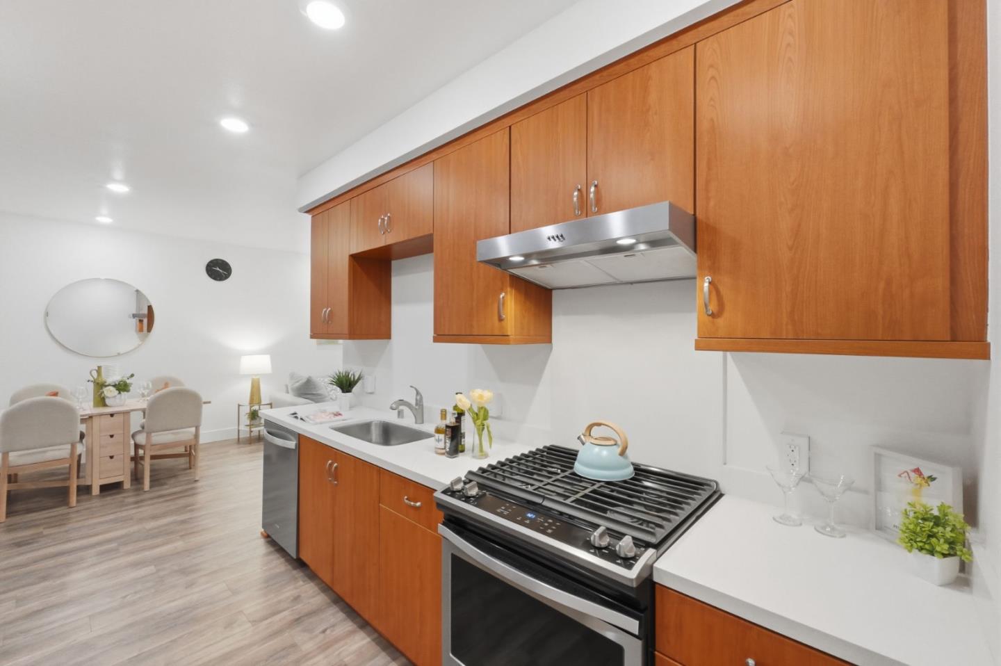 Detail Gallery Image 11 of 36 For 42111 Osgood Rd #410,  Fremont,  CA 94539 - 3 Beds | 3 Baths