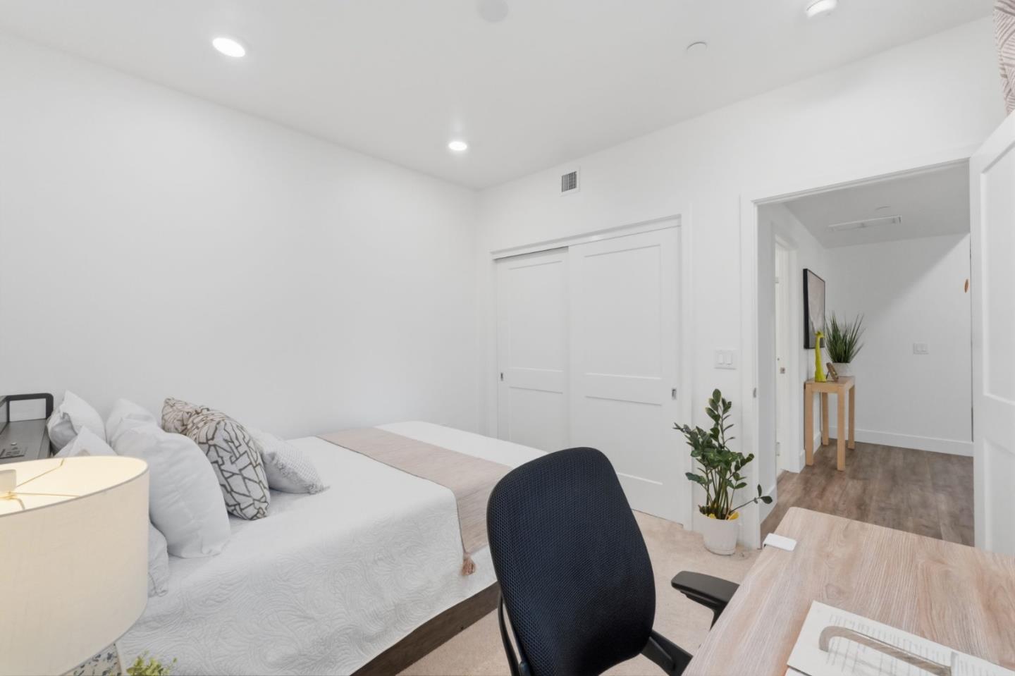 Detail Gallery Image 19 of 36 For 42111 Osgood Rd #410,  Fremont,  CA 94539 - 3 Beds | 3 Baths