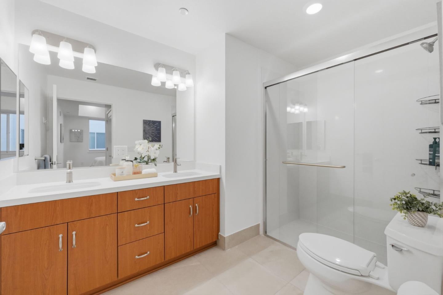 Detail Gallery Image 29 of 36 For 42111 Osgood Rd #410,  Fremont,  CA 94539 - 3 Beds | 3 Baths