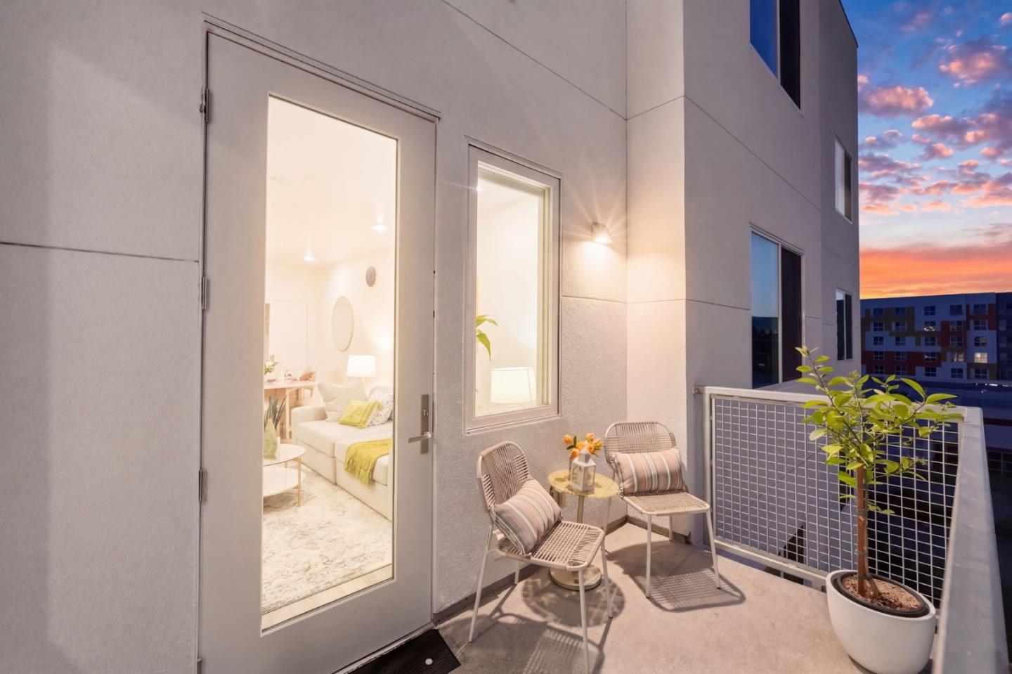 Detail Gallery Image 34 of 36 For 42111 Osgood Rd #410,  Fremont,  CA 94539 - 3 Beds | 3 Baths