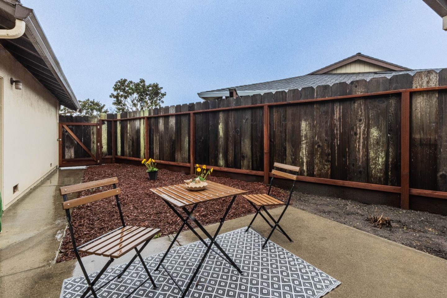Detail Gallery Image 20 of 32 For 1130 Montecito Cir, Salinas,  CA 93901 - 3 Beds | 2 Baths