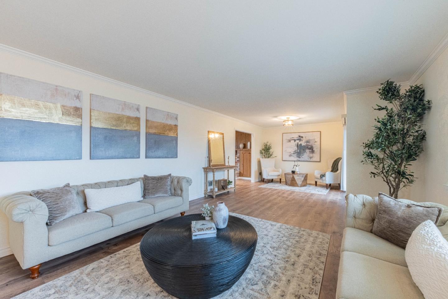 Detail Gallery Image 6 of 32 For 1130 Montecito Cir, Salinas,  CA 93901 - 3 Beds | 2 Baths