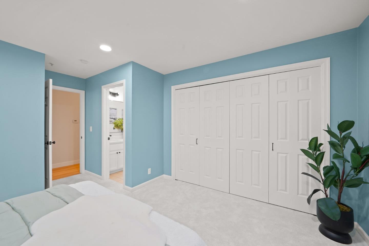 Detail Gallery Image 16 of 25 For 416 Portofino Dr #206,  San Carlos,  CA 94070 - 2 Beds | 2/1 Baths