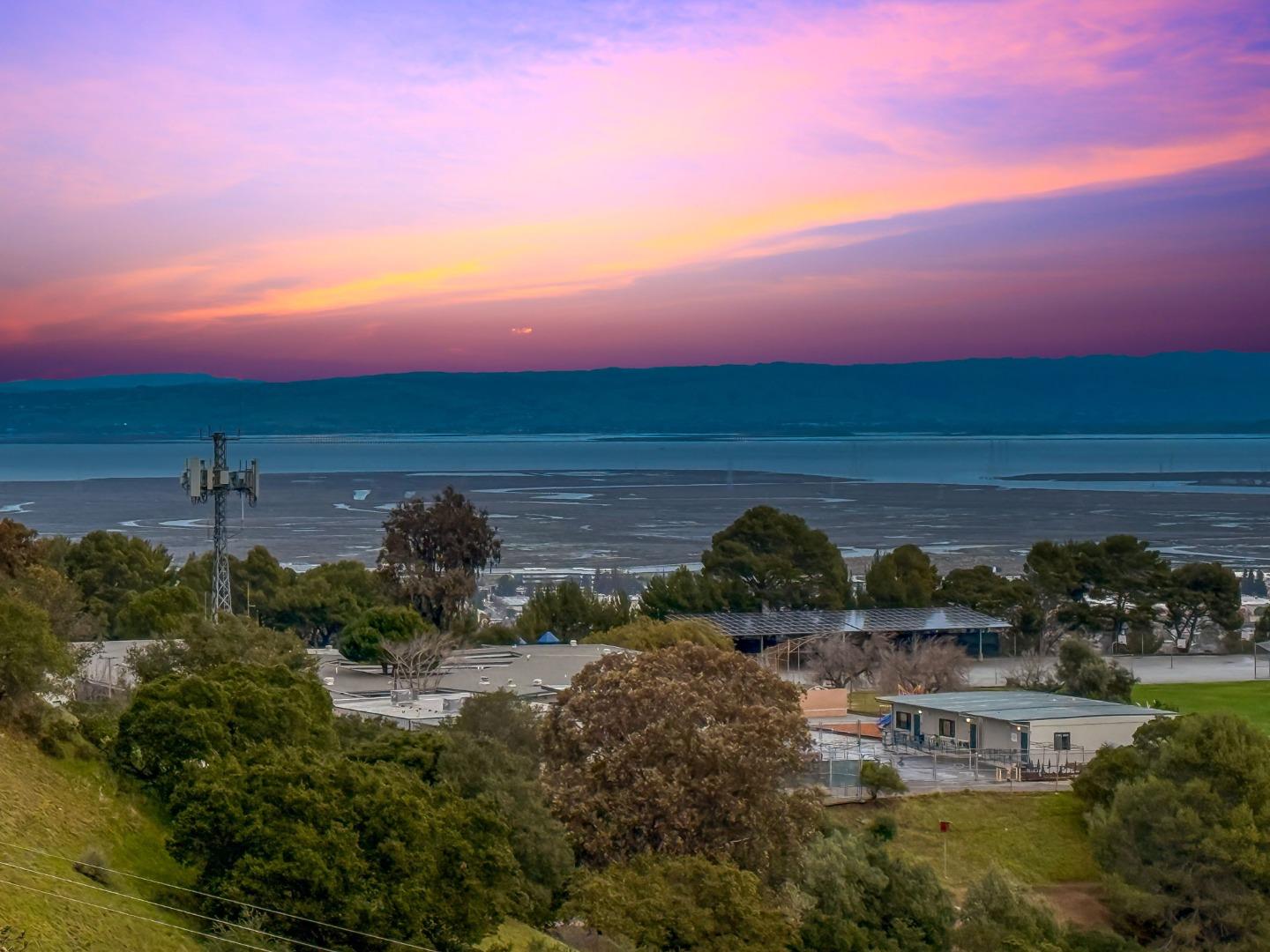 Detail Gallery Image 19 of 25 For 416 Portofino Dr #206,  San Carlos,  CA 94070 - 2 Beds | 2/1 Baths