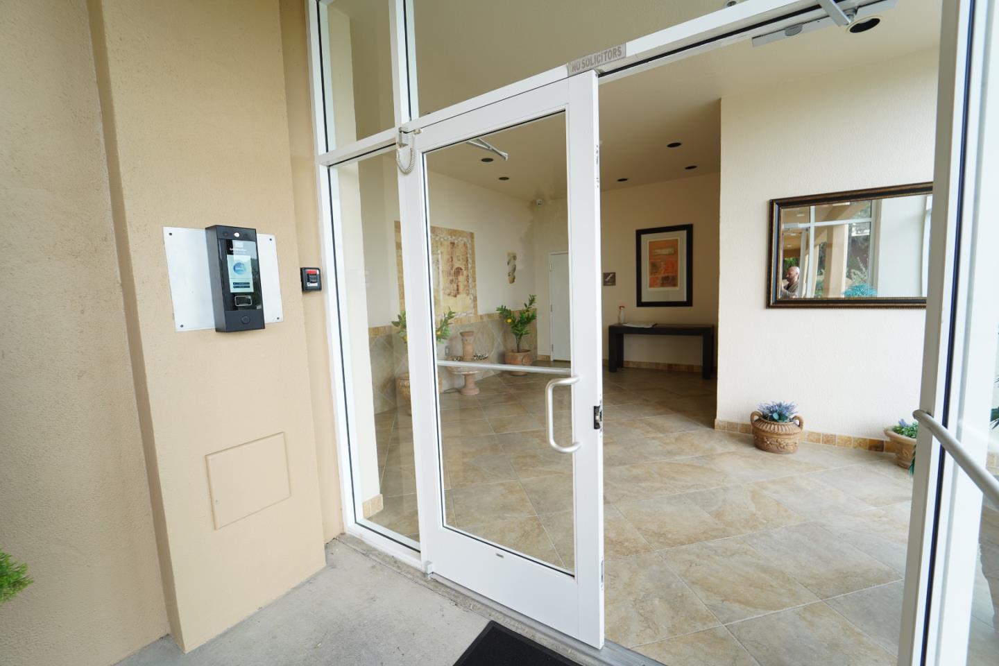 Detail Gallery Image 32 of 35 For 416 Portofino Dr #206,  San Carlos,  CA 94070 - 2 Beds | 2/1 Baths