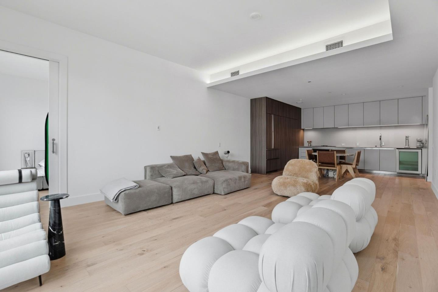 Detail Gallery Image 5 of 46 For 1 Bristol Ct #515,  San Francisco,  CA 94130 - 2 Beds | 2/1 Baths