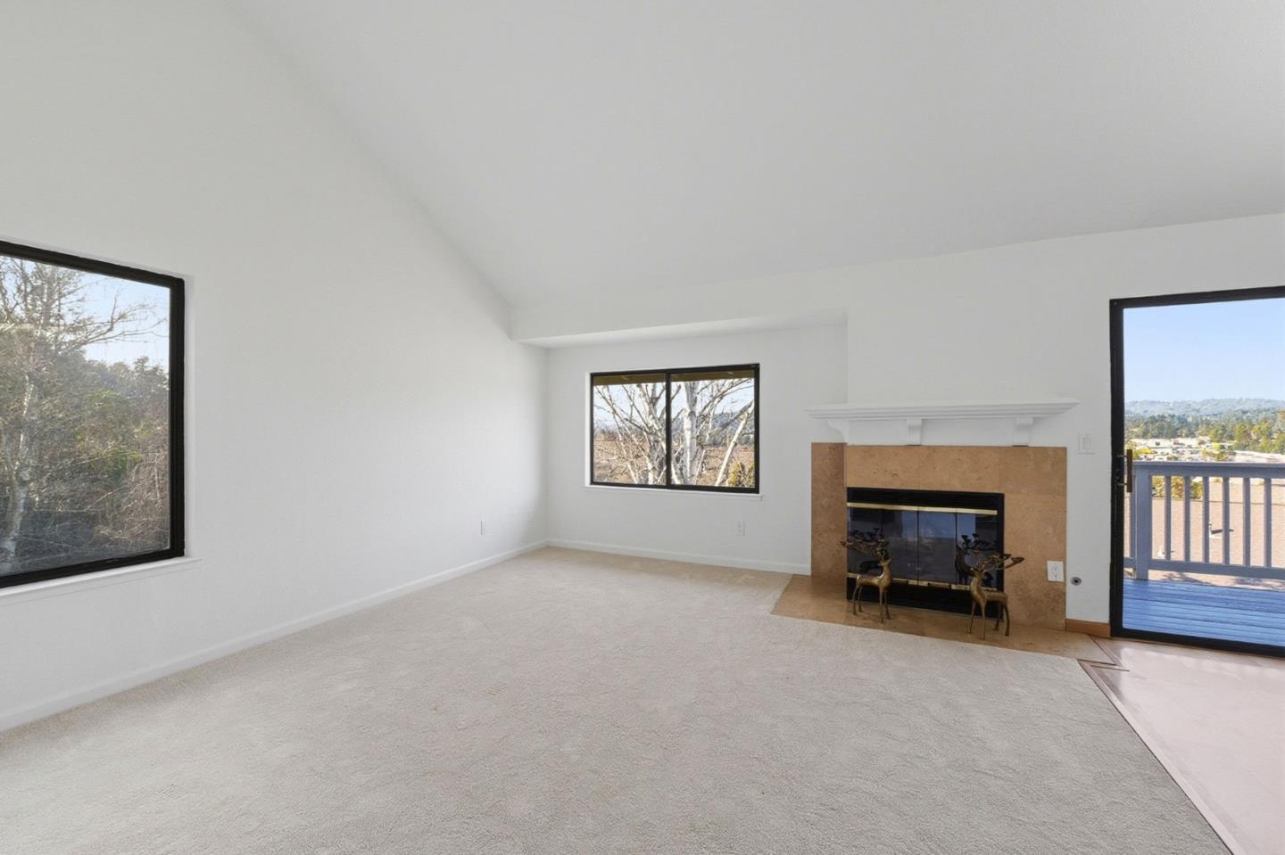 Detail Gallery Image 4 of 38 For 125 Arabian Way, Scotts Valley,  CA 95066 - 3 Beds | 2 Baths