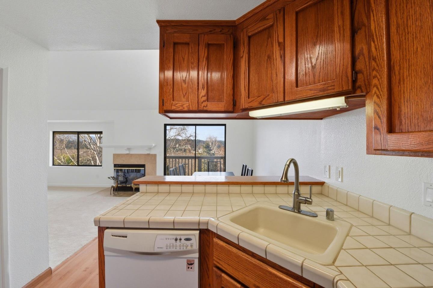 Detail Gallery Image 9 of 38 For 125 Arabian Way, Scotts Valley,  CA 95066 - 3 Beds | 2 Baths