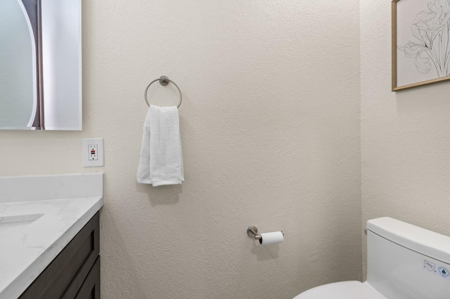 Detail Gallery Image 14 of 43 For 2743 Gamble Ct, Hayward,  CA 94542 - 3 Beds | 2/1 Baths