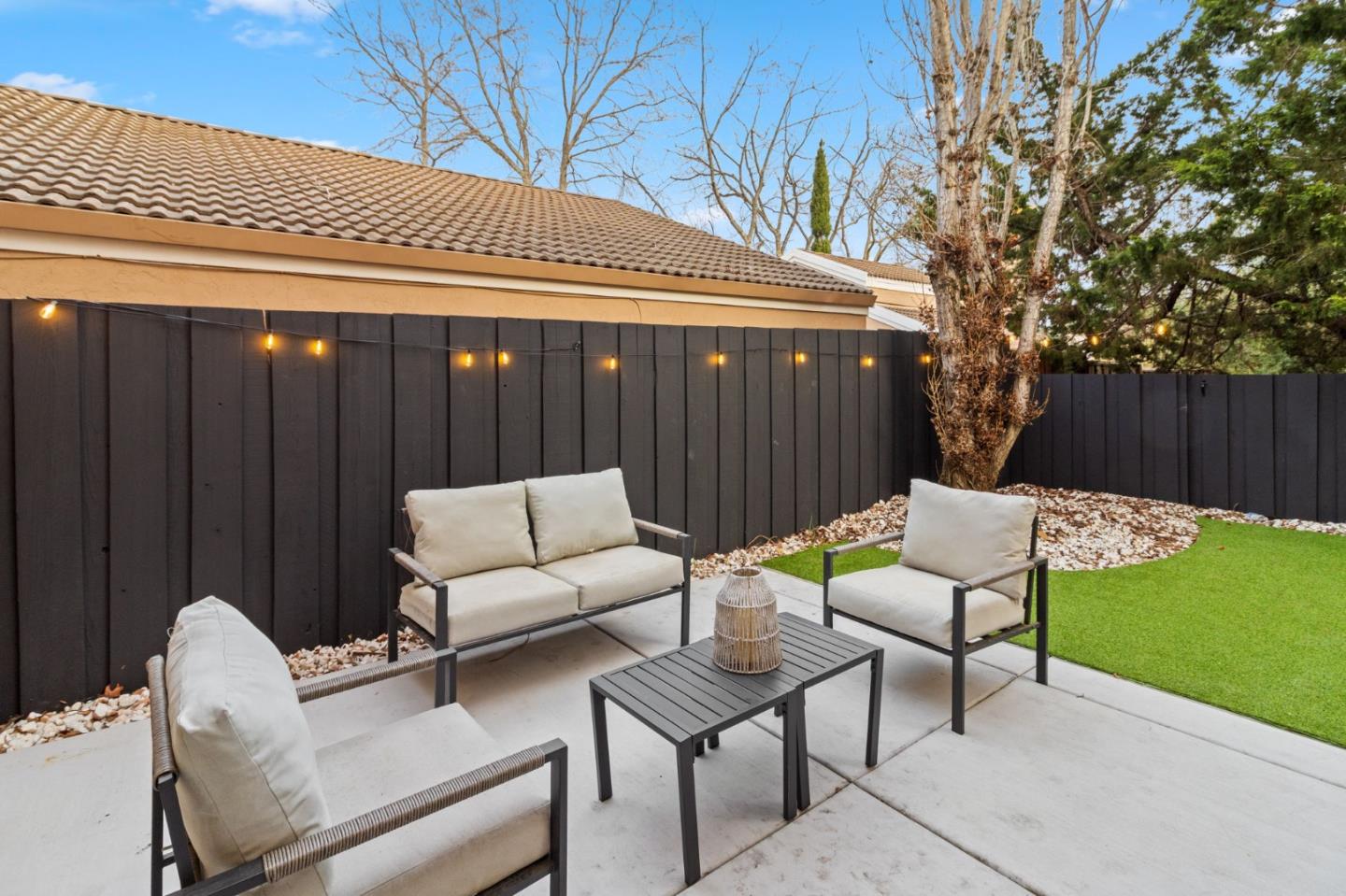 Detail Gallery Image 28 of 43 For 2743 Gamble Ct, Hayward,  CA 94542 - 3 Beds | 2/1 Baths