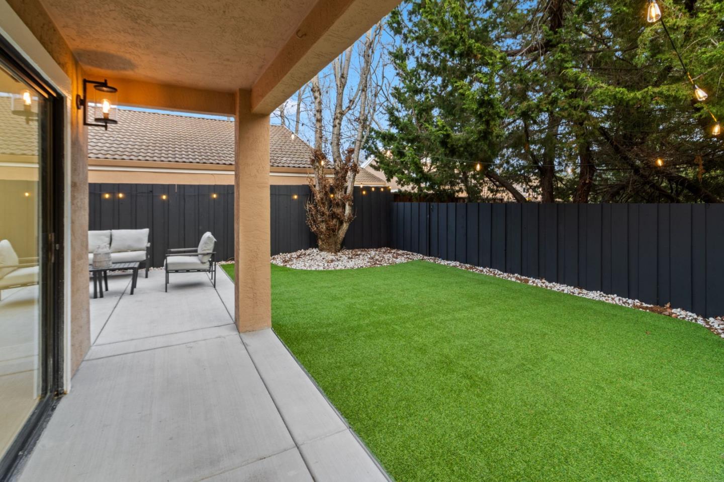 Detail Gallery Image 37 of 43 For 2743 Gamble Ct, Hayward,  CA 94542 - 3 Beds | 2/1 Baths