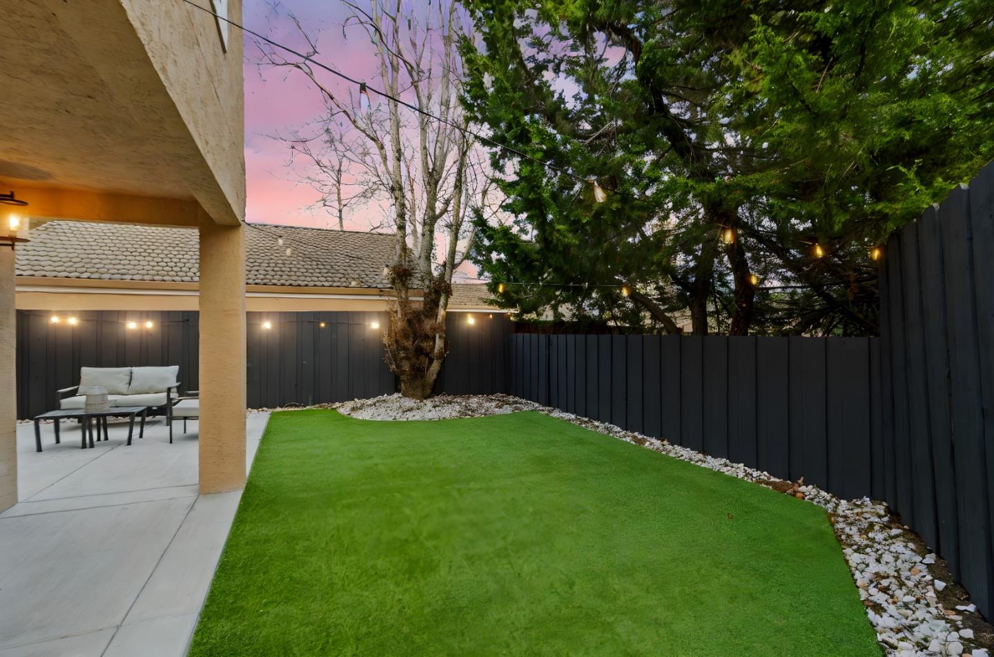 Detail Gallery Image 38 of 43 For 2743 Gamble Ct, Hayward,  CA 94542 - 3 Beds | 2/1 Baths