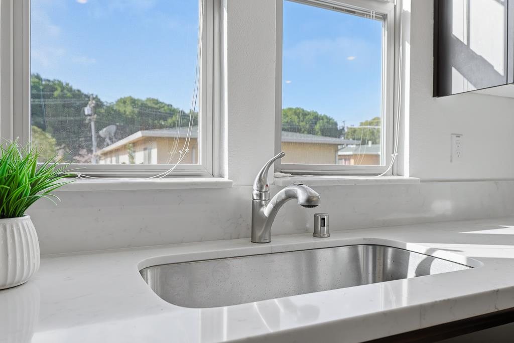 Detail Gallery Image 22 of 60 For 619 Cinnamon Cir, Mountain View,  CA 94043 - 4 Beds | 3/1 Baths