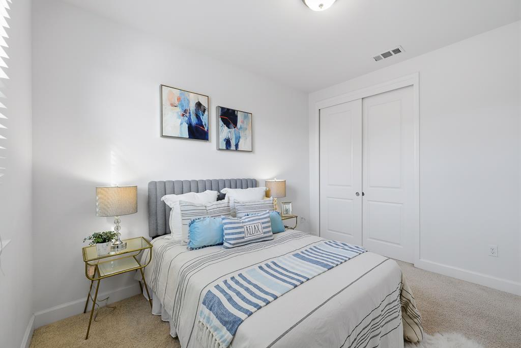 Detail Gallery Image 27 of 60 For 619 Cinnamon Cir, Mountain View,  CA 94043 - 4 Beds | 3/1 Baths