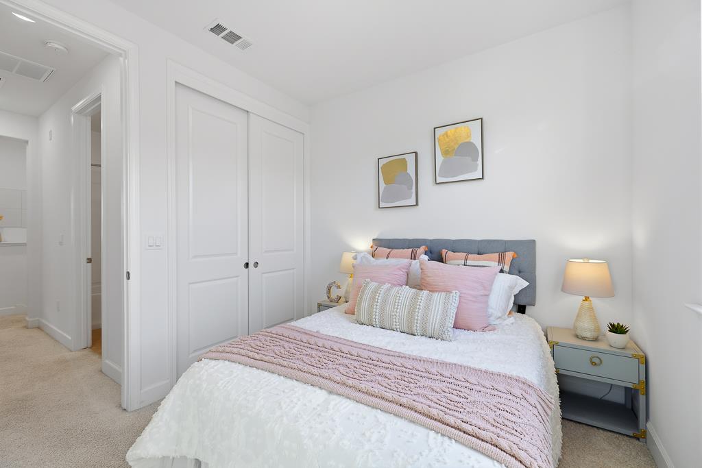 Detail Gallery Image 29 of 60 For 619 Cinnamon Cir, Mountain View,  CA 94043 - 4 Beds | 3/1 Baths