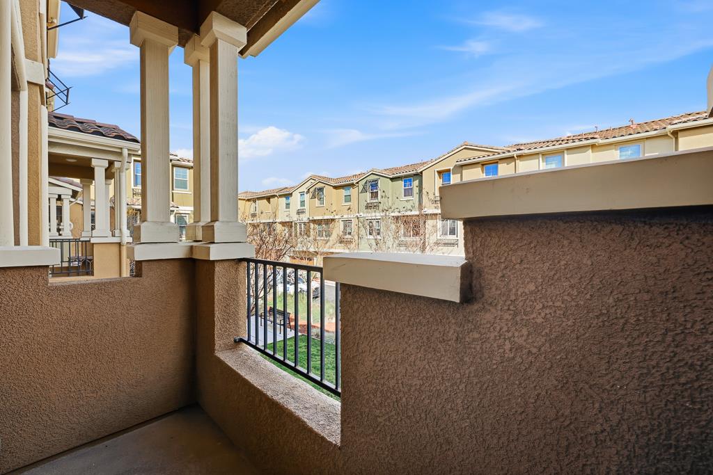 Detail Gallery Image 45 of 60 For 619 Cinnamon Cir, Mountain View,  CA 94043 - 4 Beds | 3/1 Baths