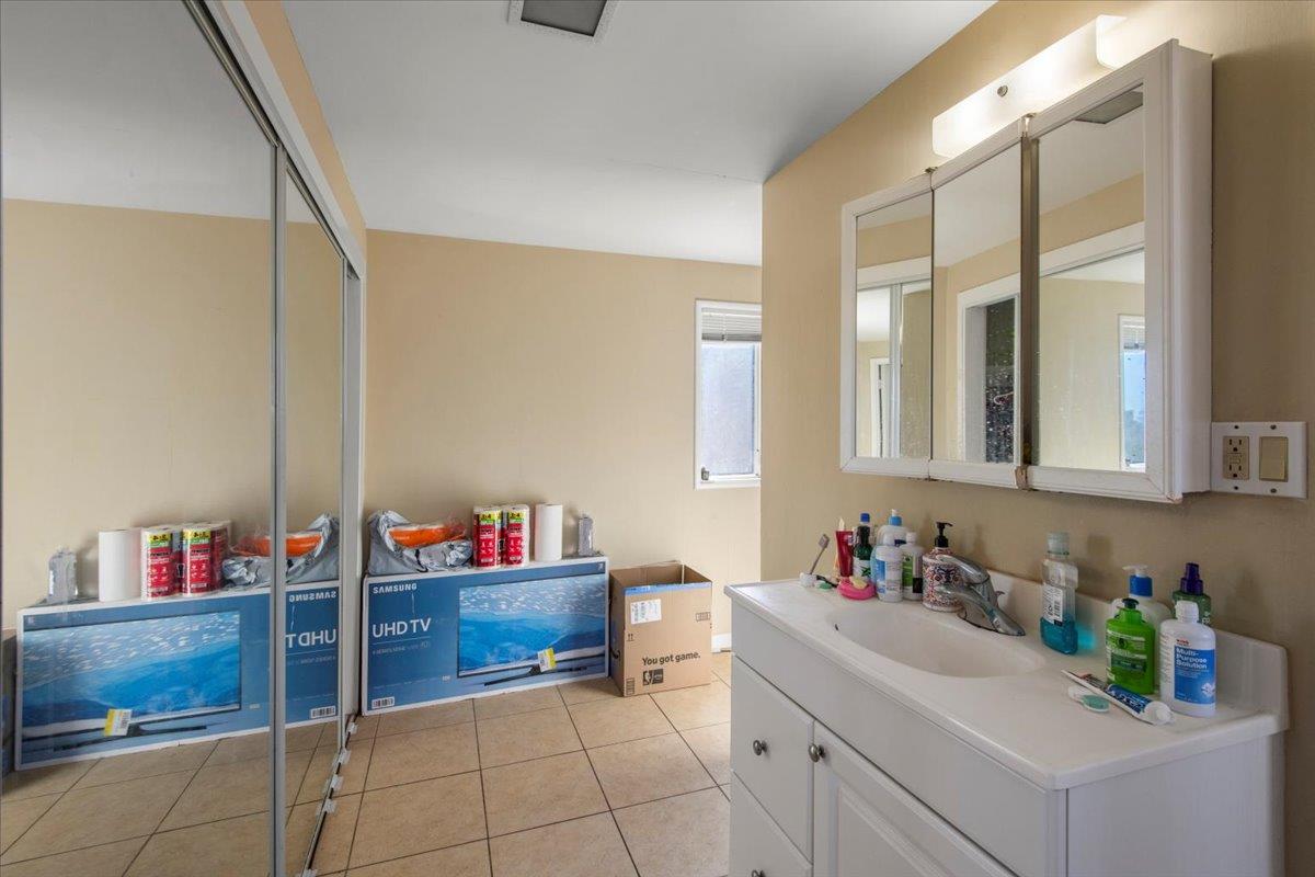 Detail Gallery Image 25 of 27 For 1526 Arch St, Berkeley,  CA 94708 - – Beds | – Baths