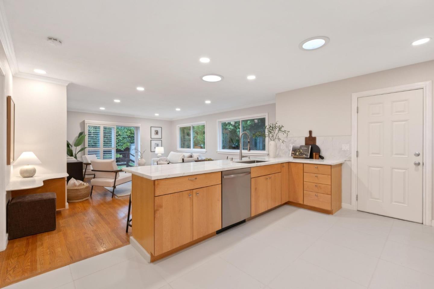 Detail Gallery Image 12 of 42 For 77 Bonita Ave, Redwood City,  CA 94061 - 3 Beds | 2 Baths