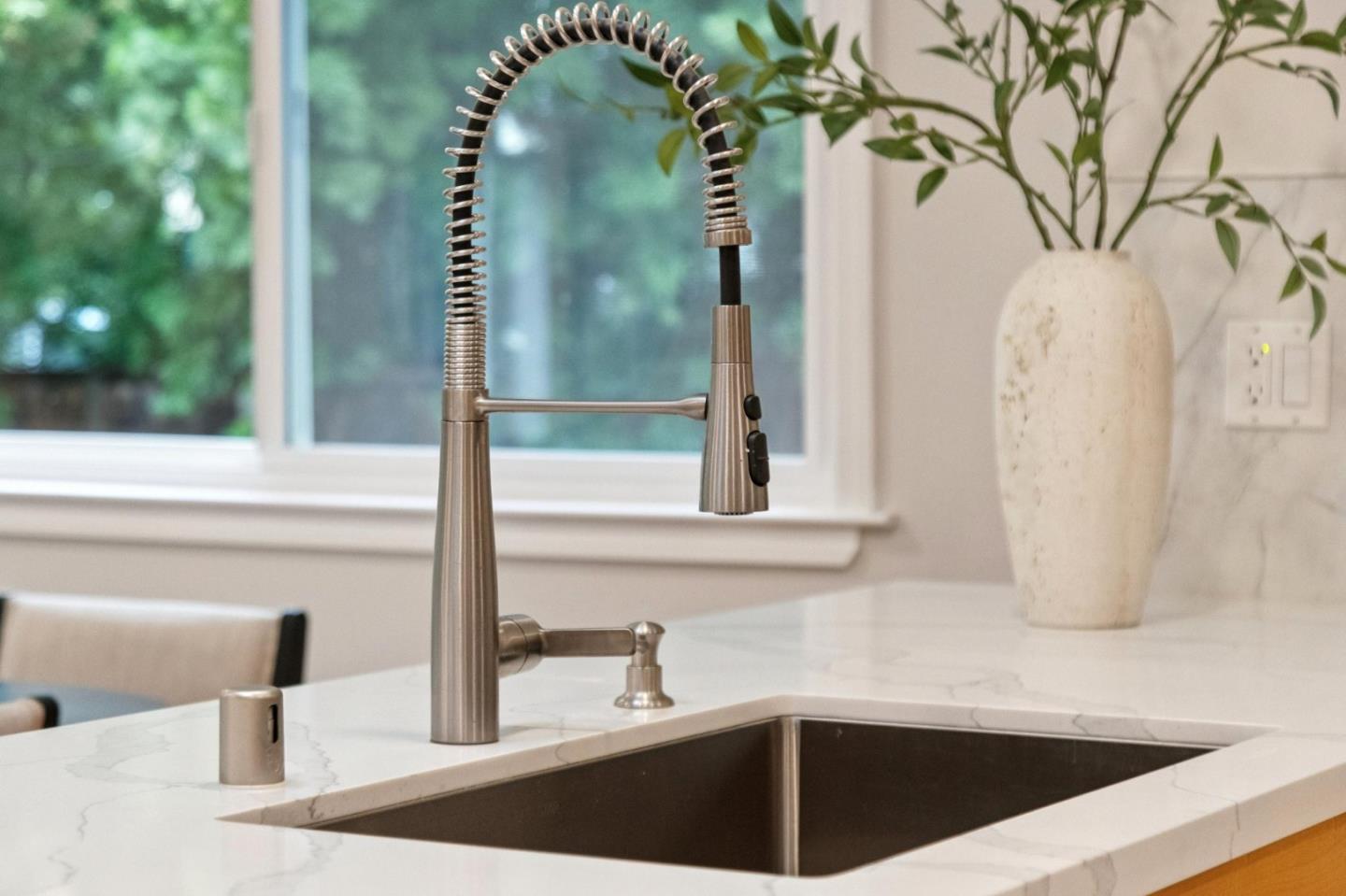 Detail Gallery Image 14 of 42 For 77 Bonita Ave, Redwood City,  CA 94061 - 3 Beds | 2 Baths