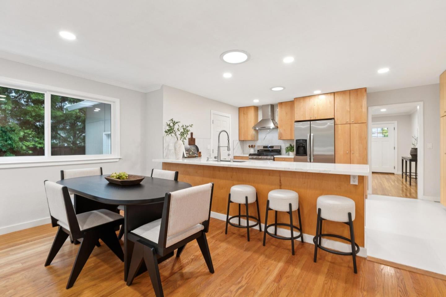 Detail Gallery Image 20 of 42 For 77 Bonita Ave, Redwood City,  CA 94061 - 3 Beds | 2 Baths