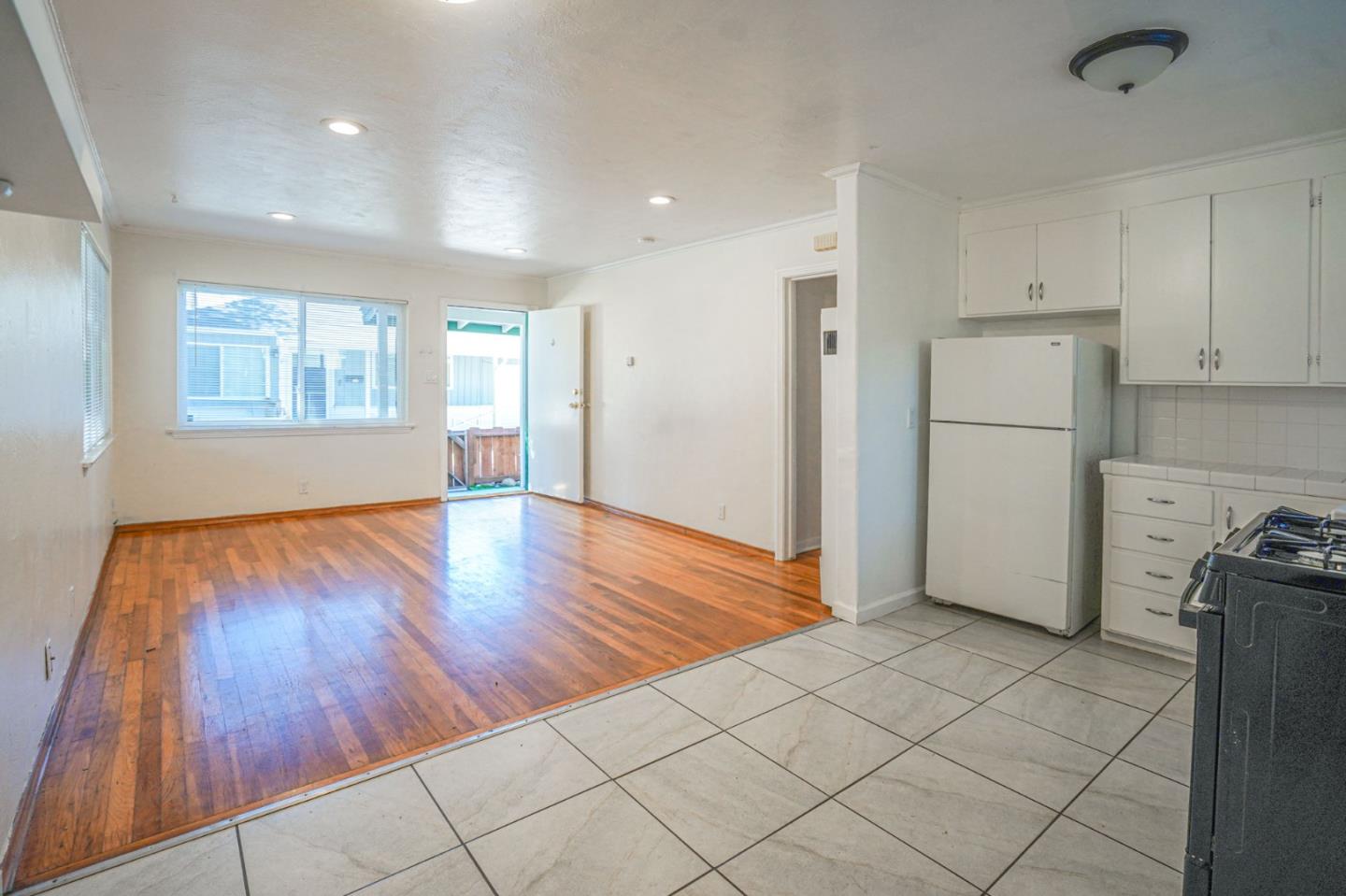 Detail Gallery Image 16 of 18 For 825-829 W Taylor St, San Jose,  CA 95126 - – Beds | – Baths