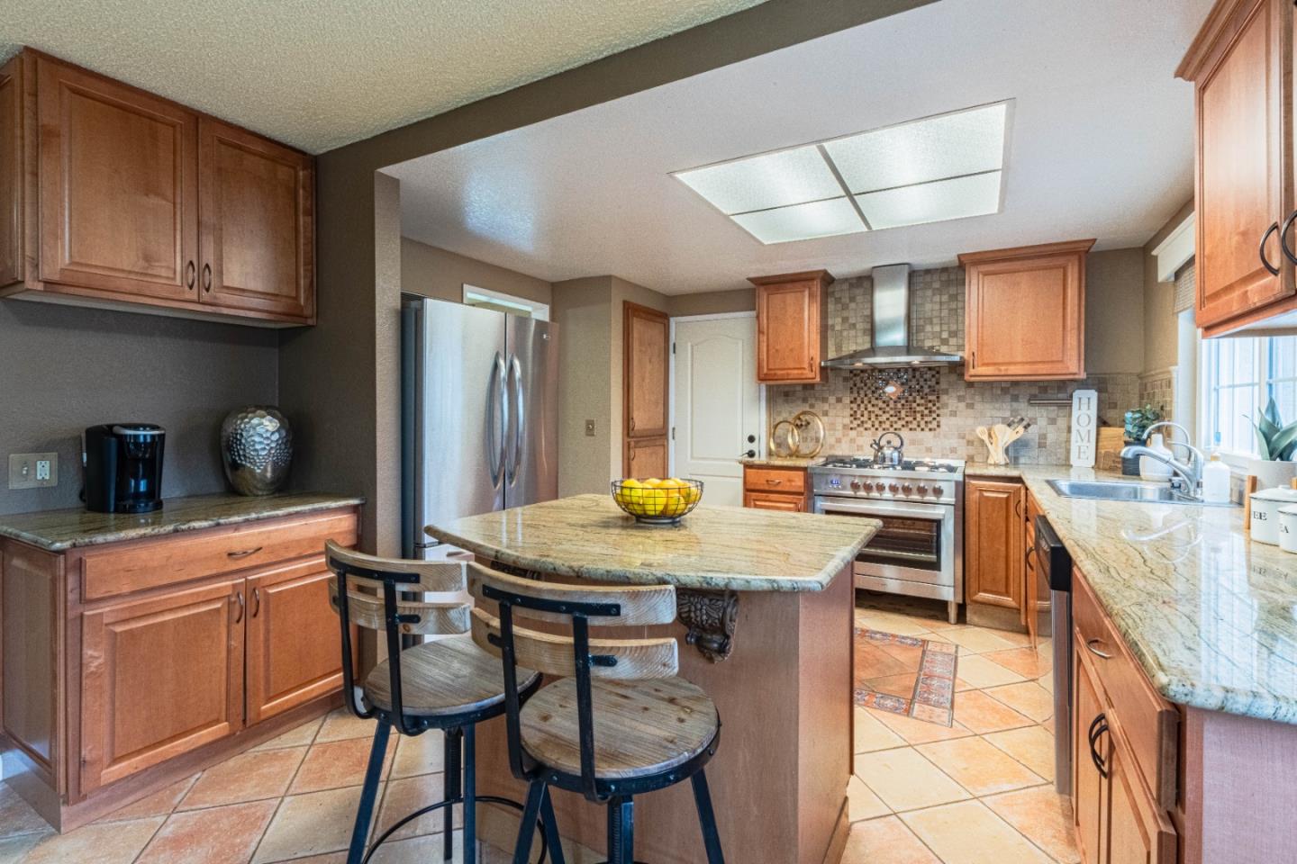 Detail Gallery Image 15 of 43 For 9717 Trefoil Pl, Salinas,  CA 93907 - 4 Beds | 2 Baths