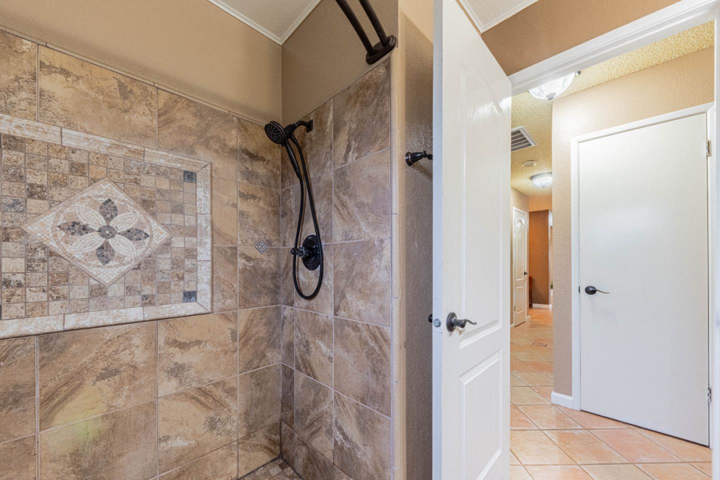 Detail Gallery Image 35 of 43 For 9717 Trefoil Pl, Salinas,  CA 93907 - 4 Beds | 2 Baths