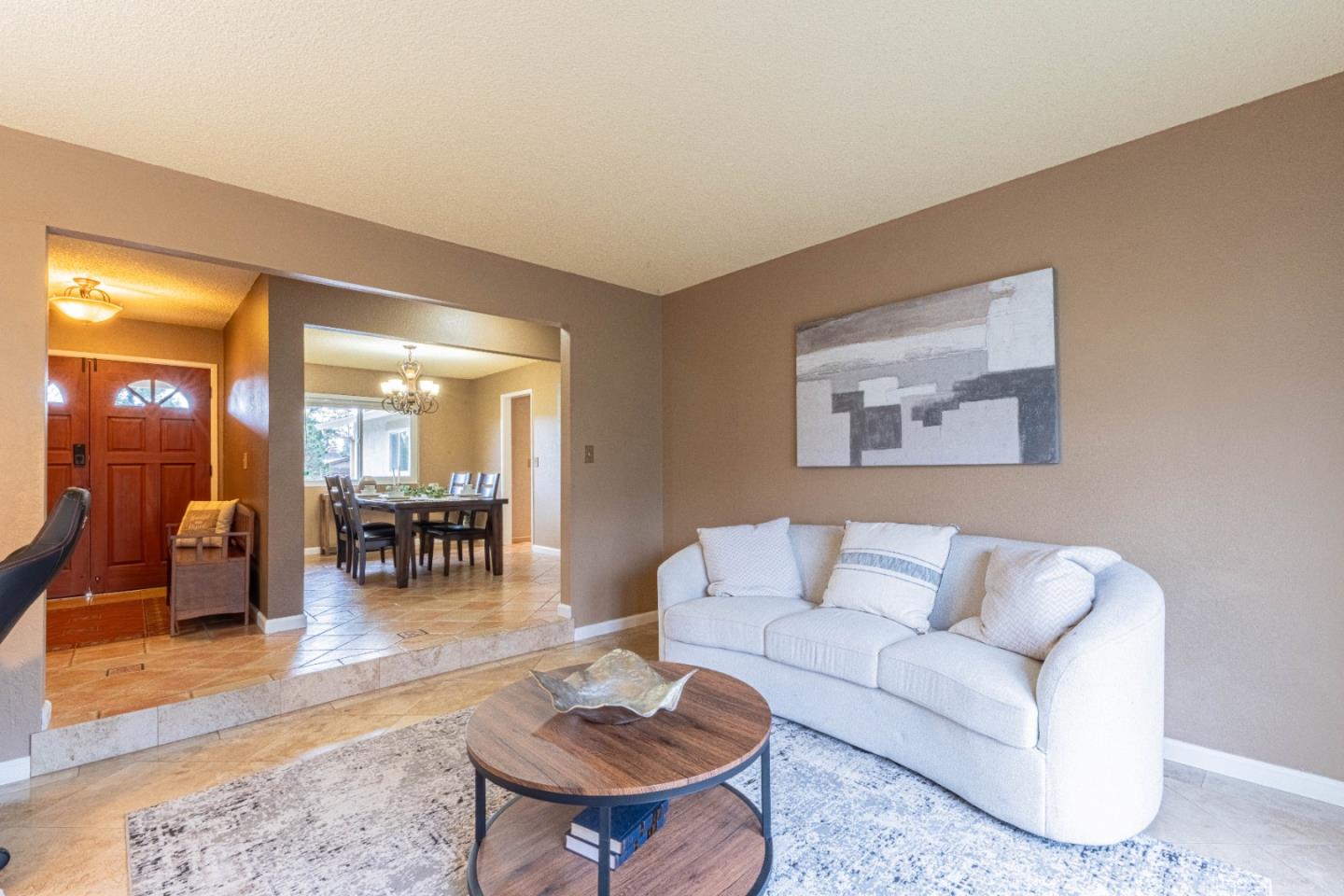 Detail Gallery Image 9 of 43 For 9717 Trefoil Pl, Salinas,  CA 93907 - 4 Beds | 2 Baths