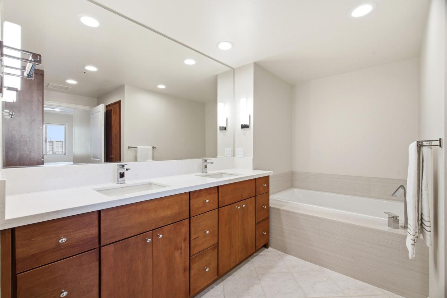 Detail Gallery Image 16 of 36 For 46 W Julian St #518,  San Jose,  CA 95110 - 2 Beds | 2 Baths