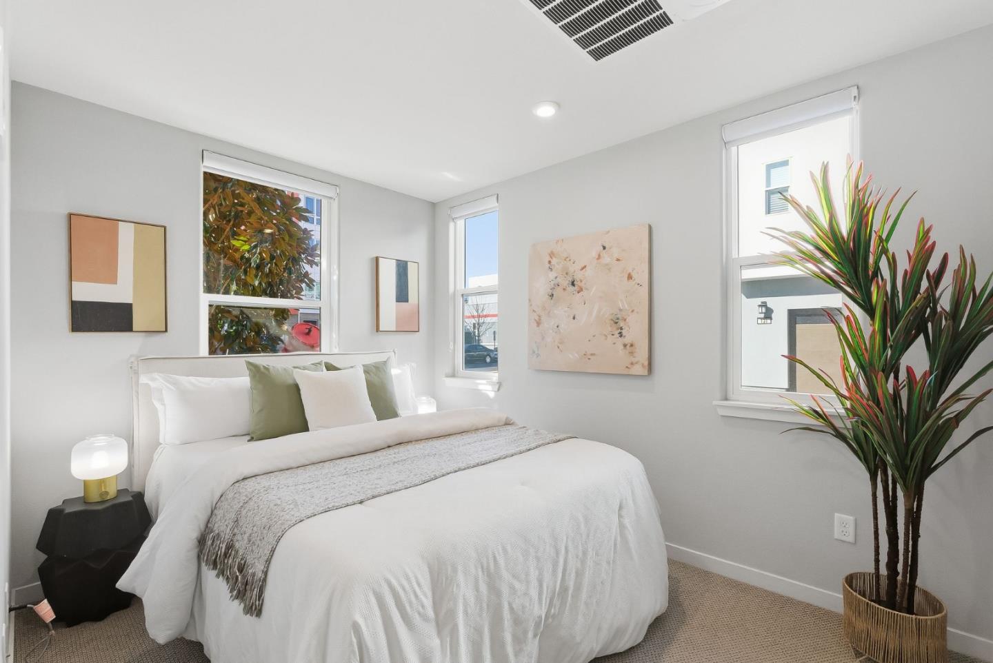 Detail Gallery Image 10 of 26 For 2903 Corvin Dr #119,  Santa Clara,  CA 95051 - 4 Beds | 4/1 Baths