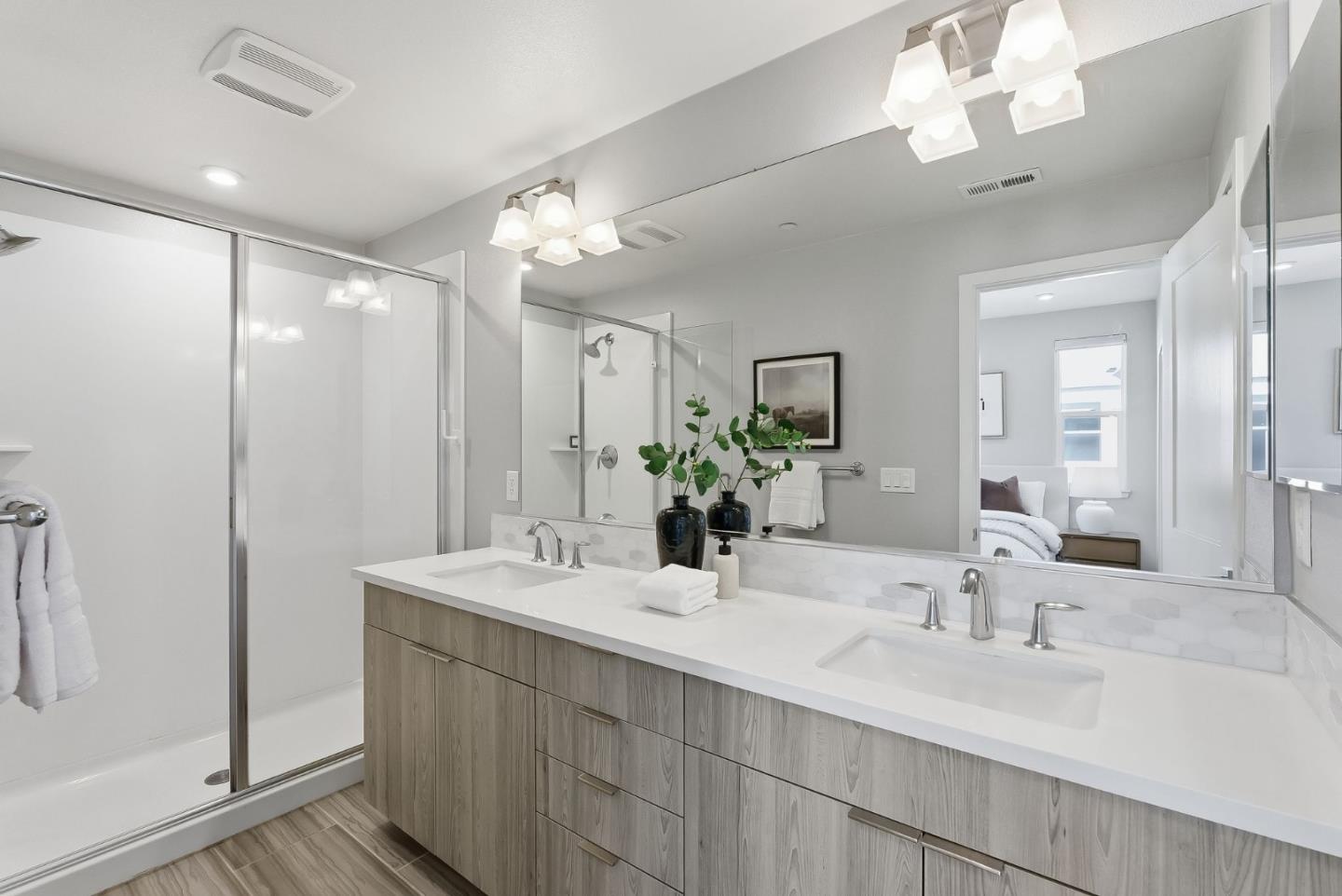 Detail Gallery Image 13 of 26 For 2903 Corvin Dr #119,  Santa Clara,  CA 95051 - 4 Beds | 4/1 Baths