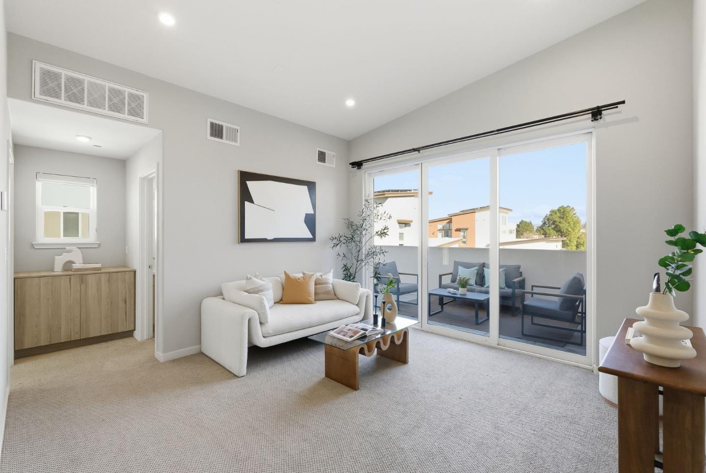 Detail Gallery Image 18 of 26 For 2903 Corvin Dr #119,  Santa Clara,  CA 95051 - 4 Beds | 4/1 Baths