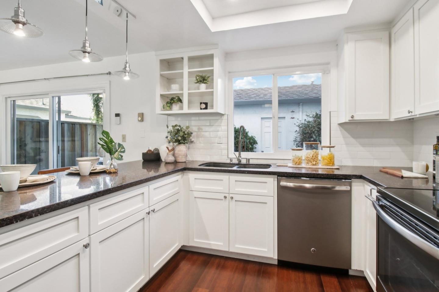 Detail Gallery Image 19 of 63 For 15103 Yosemite Way, Morgan Hill,  CA 95037 - 3 Beds | 2/1 Baths