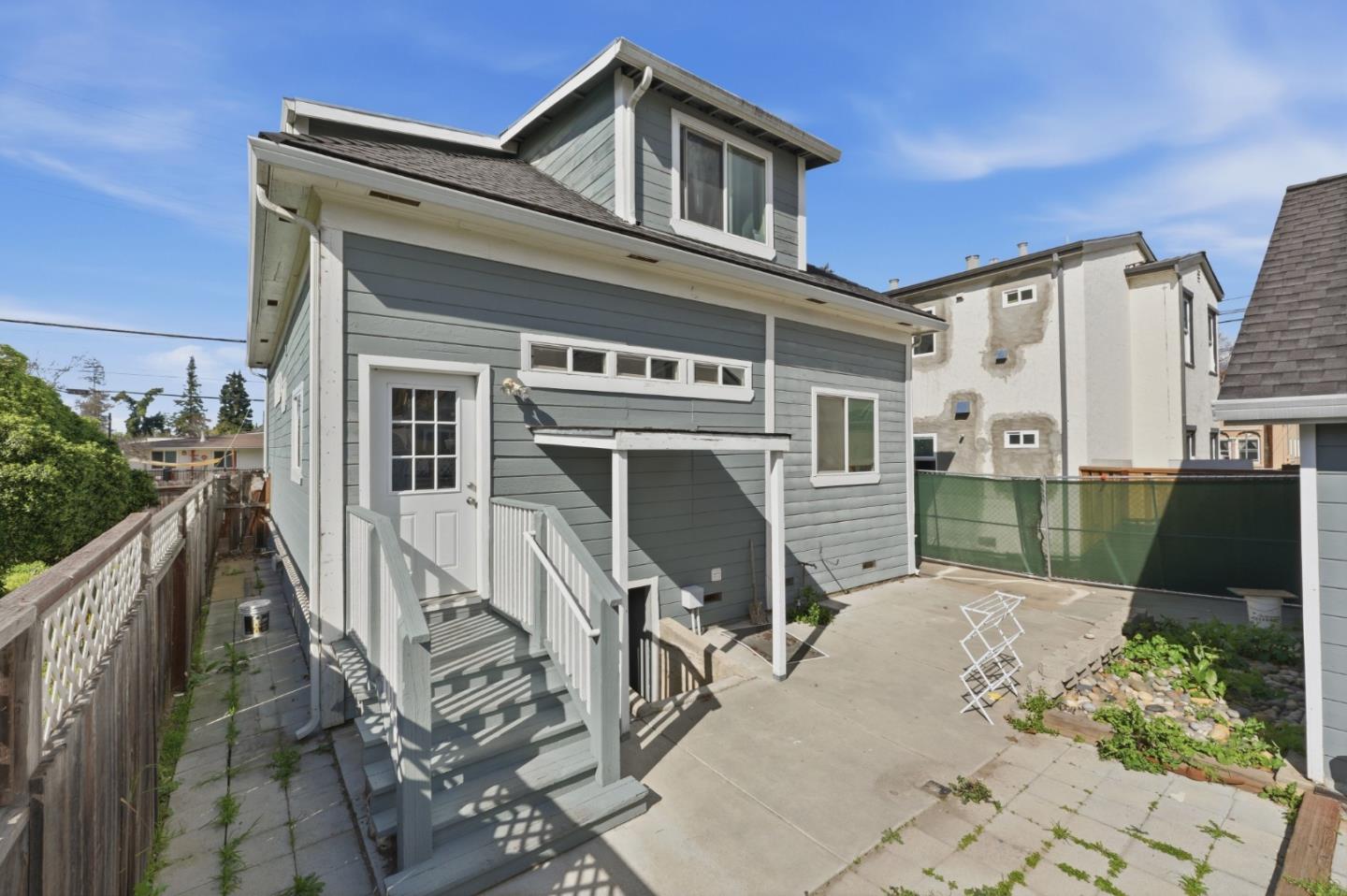 Detail Gallery Image 17 of 21 For 684 E Julian St, San Jose,  CA 95112 - 8 Beds | 4 Baths