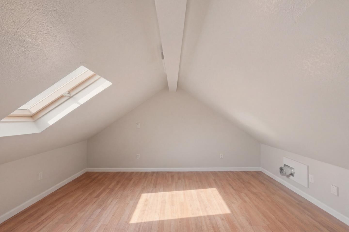 Detail Gallery Image 9 of 21 For 684 E Julian St, San Jose,  CA 95112 - 8 Beds | 4 Baths