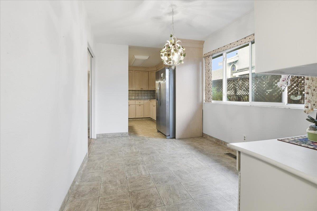 Detail Gallery Image 9 of 24 For 1298 Prescott Ave, Monterey,  CA 93940 - 3 Beds | 1/1 Baths