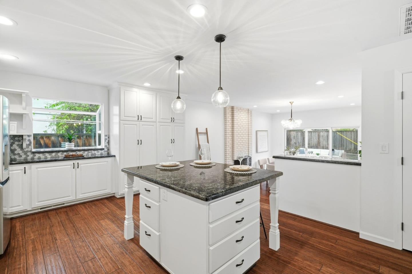 Detail Gallery Image 15 of 40 For 502 Humber Ct, Sunnyvale,  CA 94087 - 3 Beds | 2 Baths