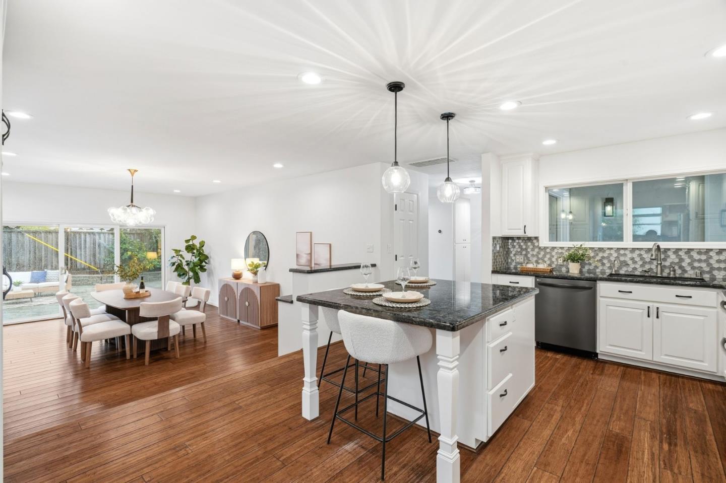 Detail Gallery Image 16 of 40 For 502 Humber Ct, Sunnyvale,  CA 94087 - 3 Beds | 2 Baths