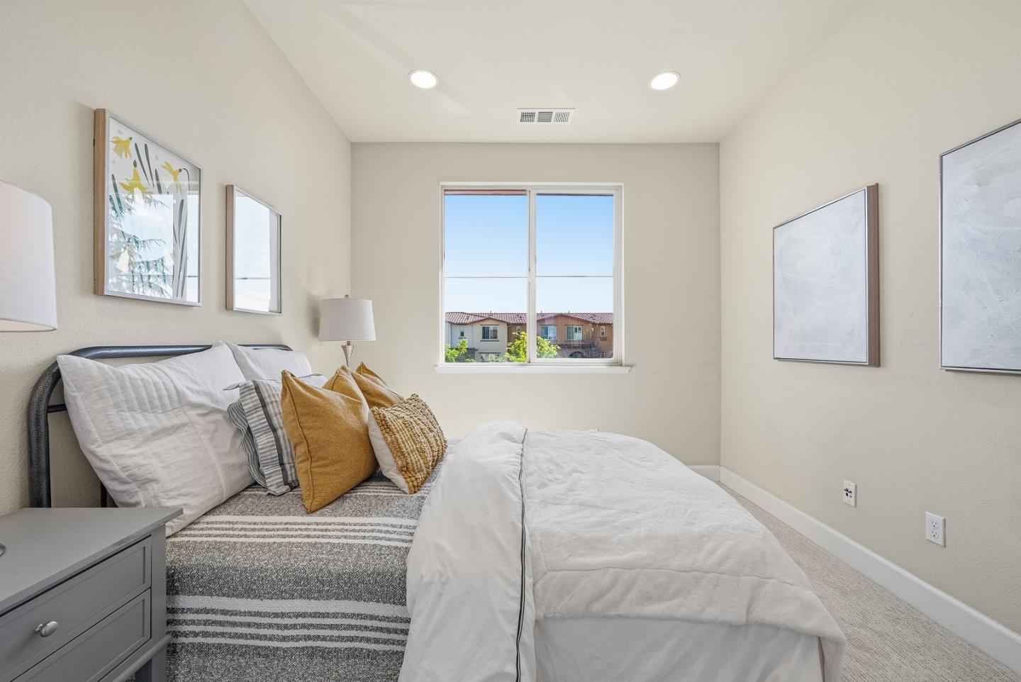 Detail Gallery Image 24 of 46 For 375 Santa Diana Ter, Sunnyvale,  CA 94085 - 3 Beds | 2/1 Baths