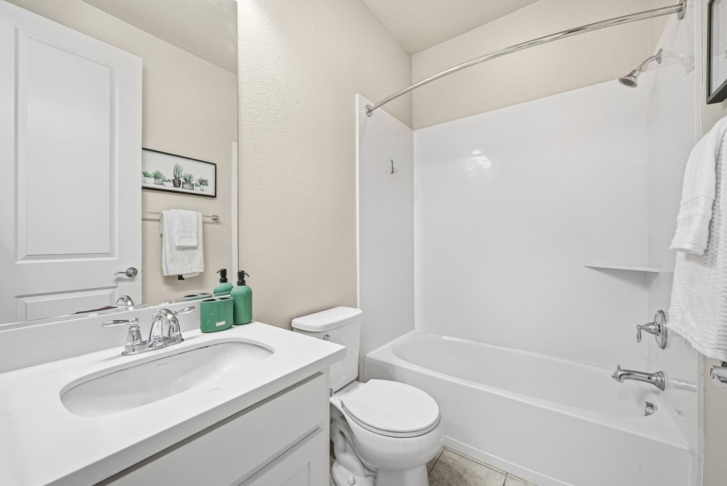 Detail Gallery Image 26 of 46 For 375 Santa Diana Ter, Sunnyvale,  CA 94085 - 3 Beds | 2/1 Baths