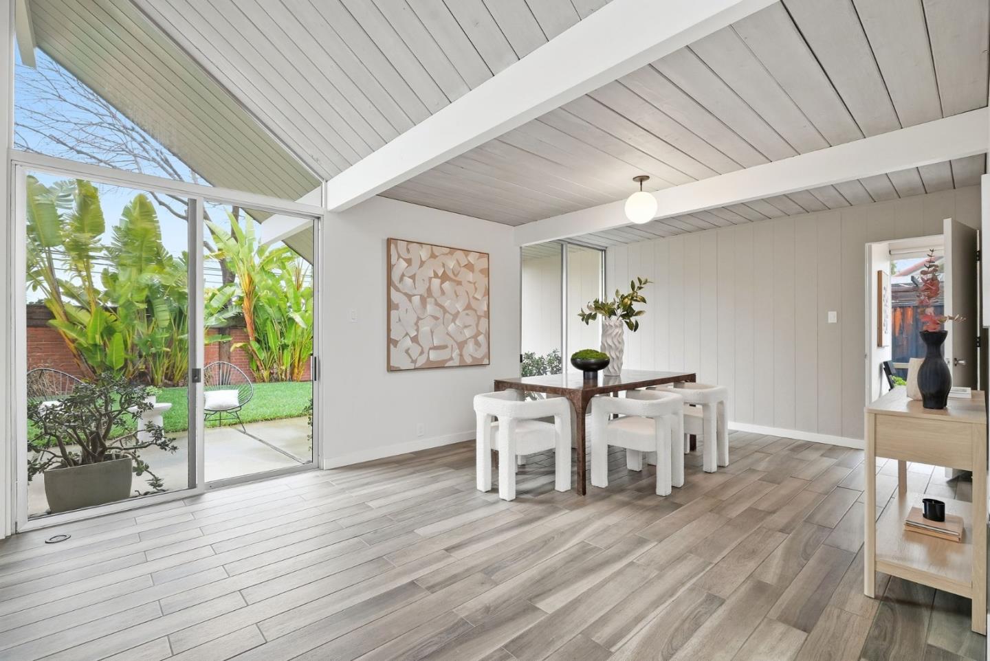 Detail Gallery Image 10 of 44 For 923 Mackenzie Dr, Sunnyvale,  CA 94087 - 4 Beds | 2 Baths