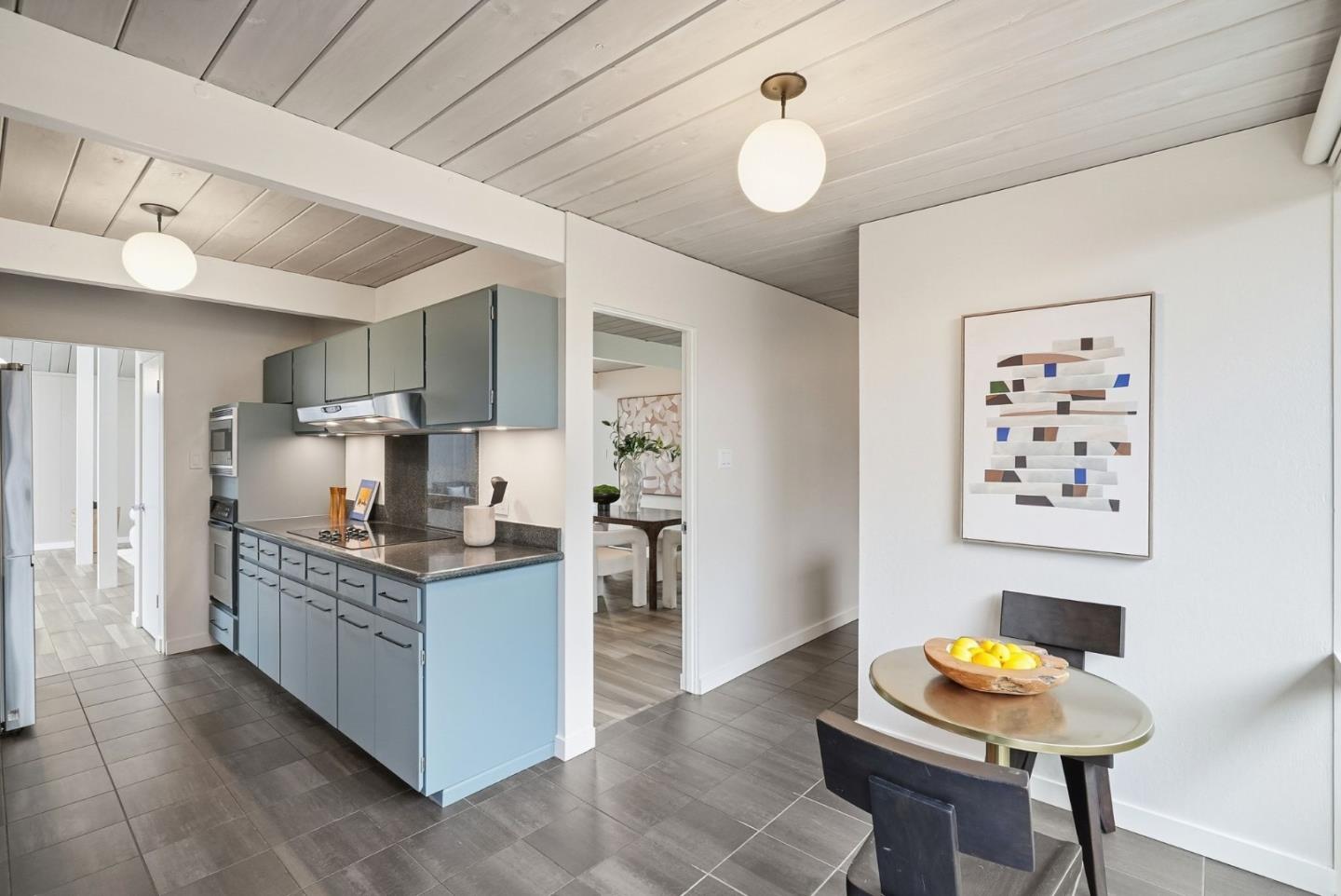 Detail Gallery Image 13 of 44 For 923 Mackenzie Dr, Sunnyvale,  CA 94087 - 4 Beds | 2 Baths