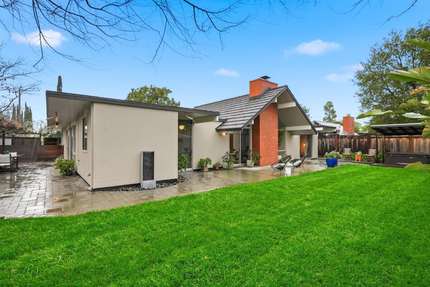 Detail Gallery Image 38 of 44 For 923 Mackenzie Dr, Sunnyvale,  CA 94087 - 4 Beds | 2 Baths