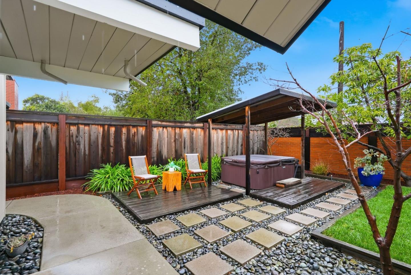 Detail Gallery Image 39 of 44 For 923 Mackenzie Dr, Sunnyvale,  CA 94087 - 4 Beds | 2 Baths